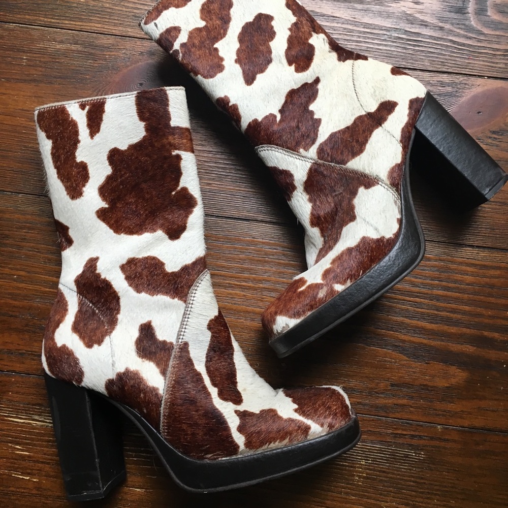 Cowhide MIA boots!